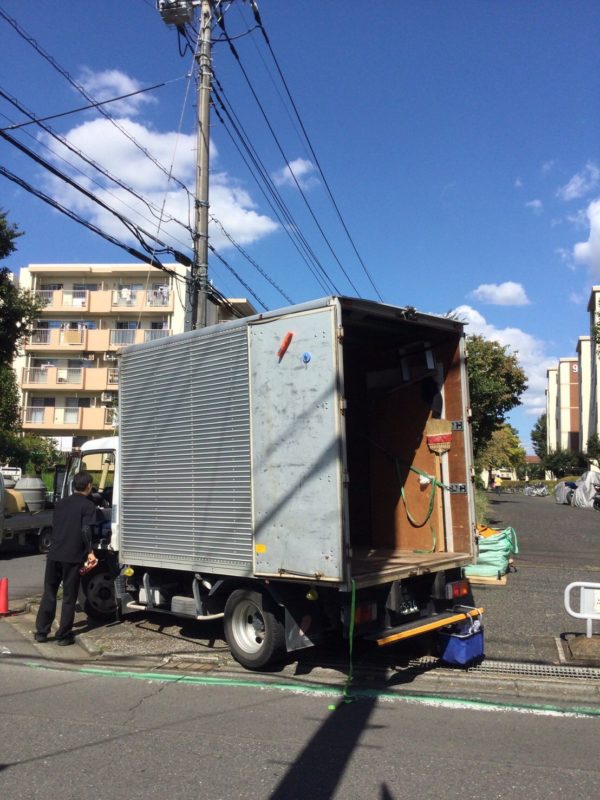 埼玉県　富士見市　西みずほ台　不用品回収　安い　処分　家具　大型家具　食器棚　家電　食器　雑貨　服